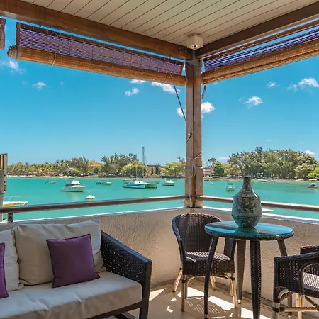 Beachfront Luxurious Stunning Sunset Boulevard Apartment, Grand Baie Extérieur photo