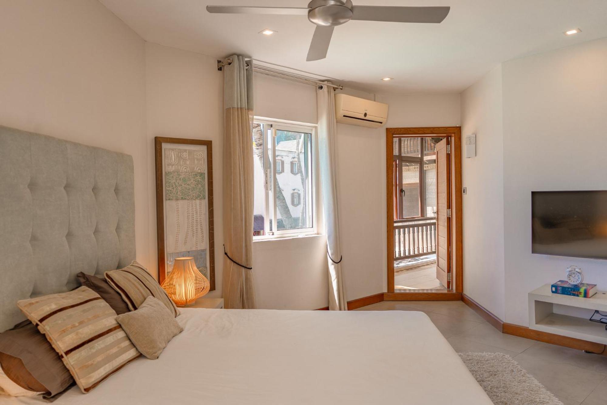 Appartement Beachfront Luxurious Stunning Sunset Boulevard Apartment, Grand Baie